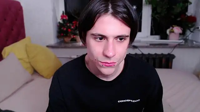 Ellis Rin online show from 5, 12, 2025