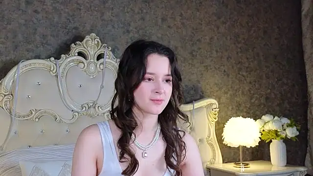 EvaSwen online show from 25, 10, 2025