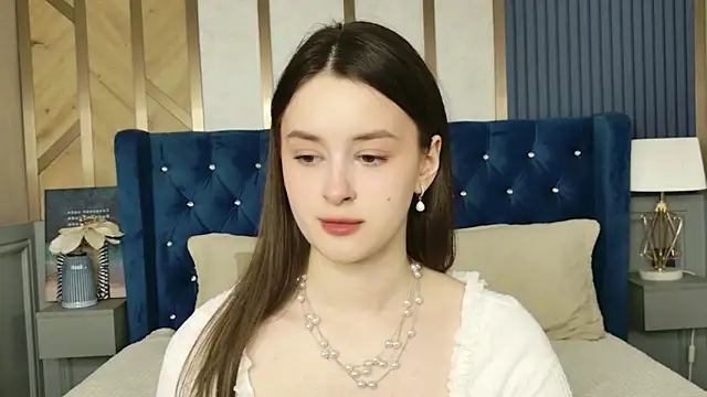 EvaSwen online show from 13, 4, 2026