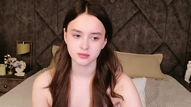 EvaSwen online show from 19, 4, 2026