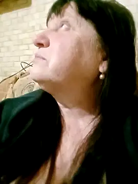 Apeesynka55211 online show from 28, 2, 2026