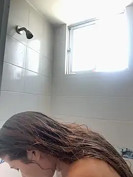 Snapshot of violeticafox chatting on 29, 9, 2025 violeticafox online show from 29, 9, 2025