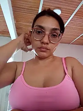 Snapshot of Naughty_anyeli chatting on 17, 10, 2025 Naughty anyeli online show from 17, 10, 2025