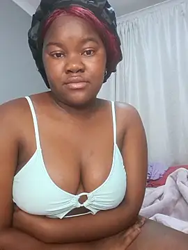 Snapshot of Floree chatting on 7, 10, 2025 Floree online show from 7, 10, 2025