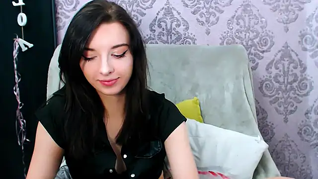 DominantLuna online show from 16, 12, 2025