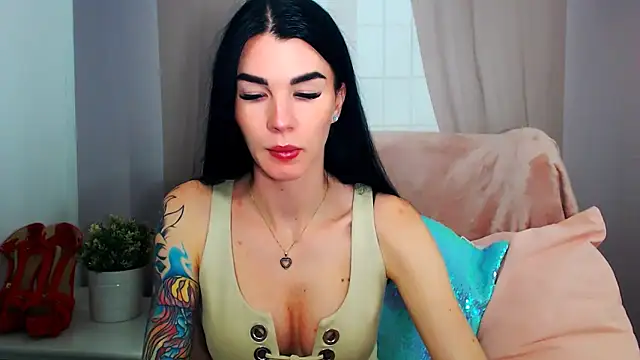 Snapshot of SofiiaBeauty chatting on 14, 12, 2025 SofiiaBeauty online show from 14, 12, 2025