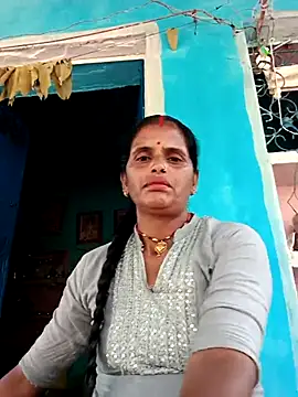 Mohni cute online show from 18, 11, 2025