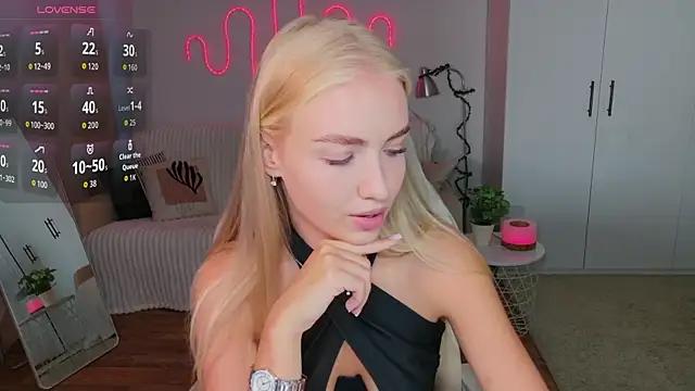 TessaGrays online show from 17, 7, 2026