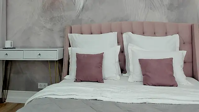 MelissaLiss online show from 29, 9, 2025