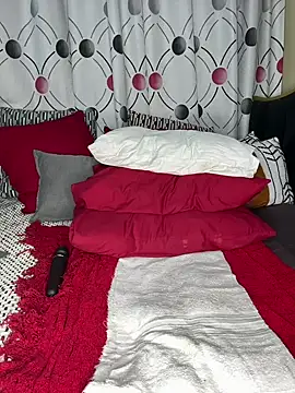 Snapshot of CynnxxxBarb chatting on 18, 10, 2025 CynnxxxBarb online show from 18, 10, 2025