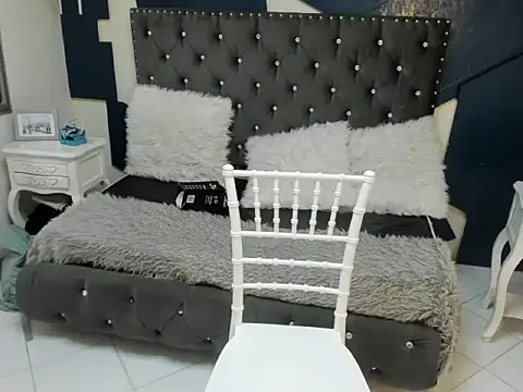 lola cook online show from 24, 10, 2025