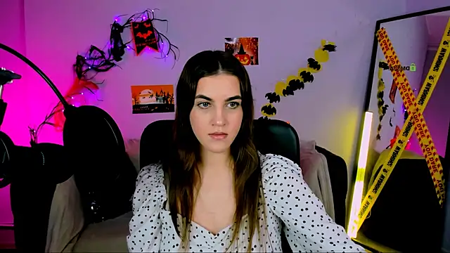 lina fox12 online show from 25, 10, 2025