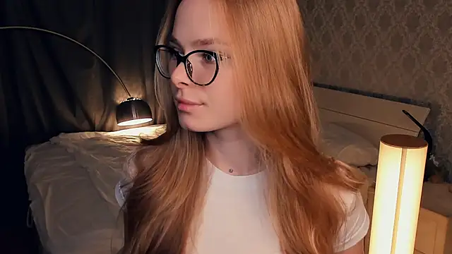 Snapshot of LibbyVenzeio chatting on 24, 10, 2025 LibbyVenzeio online show from 24, 10, 2025