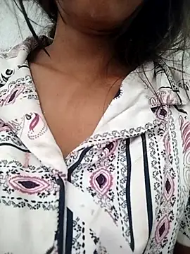 Snapshot of PEEHU-50 chatting on 23, 10, 2025 PEEHU-50 online show from 23, 10, 2025