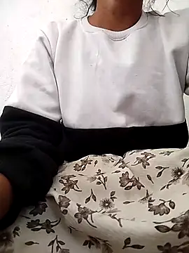 Snapshot of PEEHU-50 chatting on 2, 12, 2025 PEEHU-50 online show from 2, 12, 2025