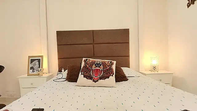 Snapshot of NatashaTaylor chatting on 2, 2, 2026 NatashaTaylor online show from 2, 2, 2026