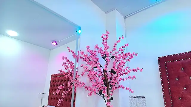 Snapshot of Gabriela_milani chatting on 4, 2, 2026 Gabriela milani online show from 4, 2, 2026