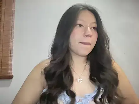 Rachel James   online show from 14, 11, 2025