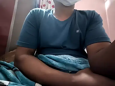 Snapshot of mallu_boy_23 chatting on 5, 10, 2025 mallu boy 23 online show from 5, 10, 2025