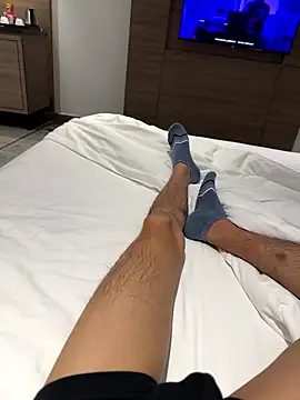 HenryLee1983-cums online show from 9, 1, 2026