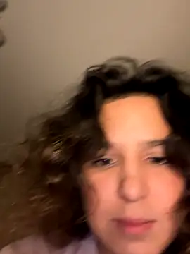 Snapshot of Luisaa_rosee chatting on 3, 10, 2025 Luisaa rosee online show from 3, 10, 2025