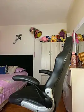 Miichii online show from 21, 10, 2025