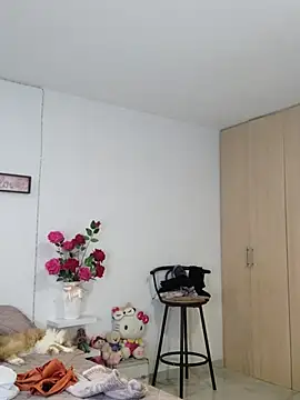 Zoe riivas online show from 2, 11, 2025