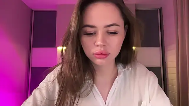 AlmaryKim online show from 3, 2, 2025