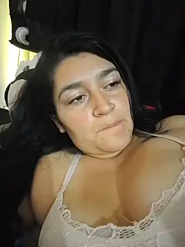 Snapshot of alejitasweet chatting on 29, 10, 2025 alejitasweet online show from 29, 10, 2025