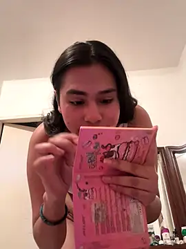 Snapshot of Brianna_bunny05 chatting on 16, 10, 2025 Brianna bunny05 online show from 16, 10, 2025