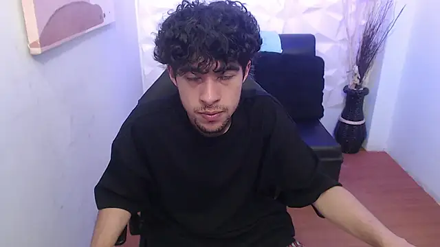 Liil boy online show from 1, 10, 2025