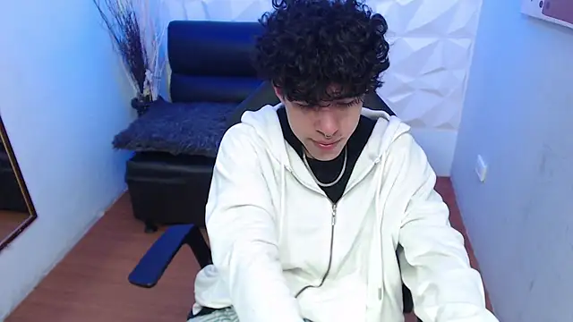 Liil boy online show from 29, 10, 2025