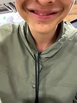 Snapshot of LiamMyst chatting on 12, 1, 2026 LiamMyst online show from 12, 1, 2026