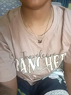 Snapshot of tamil_thaara03 chatting on 15, 10, 2025 tamil thaara03 online show from 15, 10, 2025