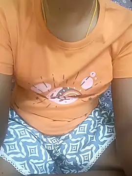 Snapshot of tamil_thaara03 chatting on 25, 10, 2025 tamil thaara03 online show from 25, 10, 2025