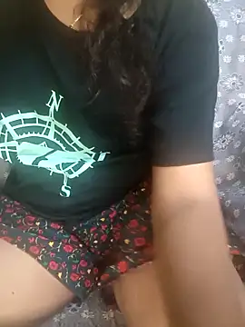 Snapshot of tamil_thaara03 chatting on 27, 10, 2025 tamil thaara03 online show from 27, 10, 2025