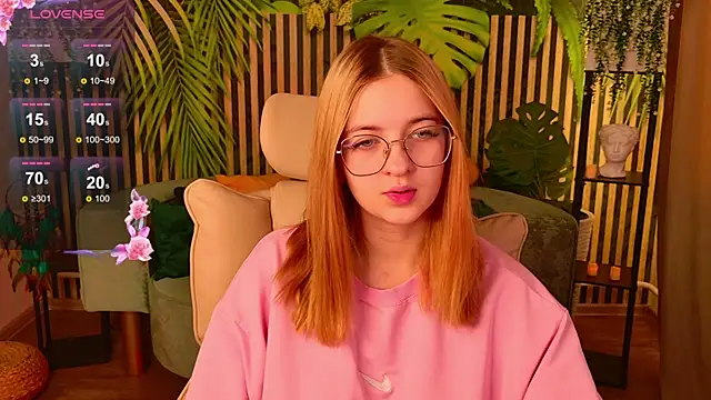 Snapshot of AmeliWhite chatting on 30, 11, 2025 AmeliWhite online show from 30, 11, 2025