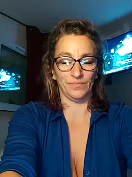 Fifi83Bell online show from 18, 12, 2025