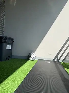 LaPetiteKim online show from 9, 3, 2026