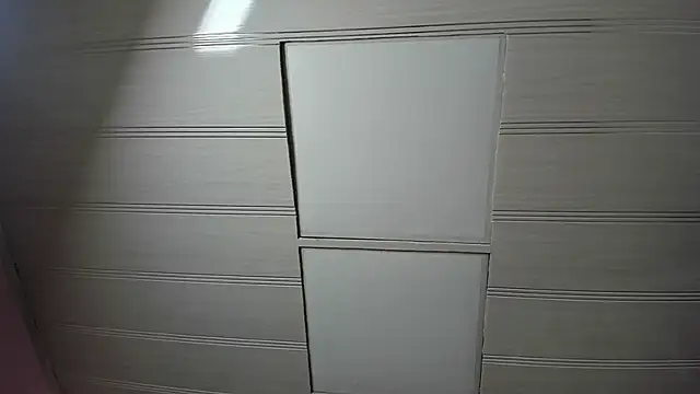 LeaMoreau22 online show from 25, 10, 2025