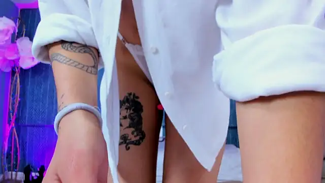 LeaMoreau22 online show from 17, 1, 2026