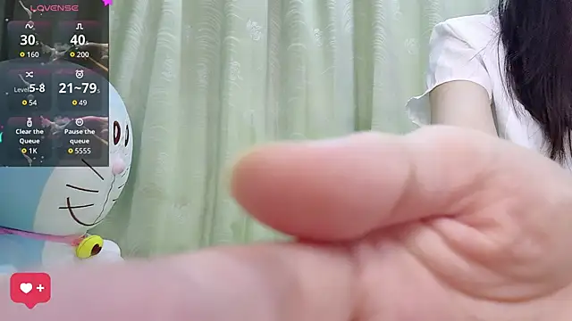 kindbee online show from 26, 10, 2025