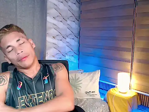 Cute Lucas online show from 23, 12, 2025