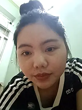Snapshot of nhimxu chatting on 18, 10, 2025 nhimxu online show from 18, 10, 2025