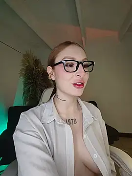 Bennuluspeach  online show from 17, 7, 2026