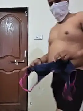 Snapshot of dokedhan9191 chatting on 29, 10, 2025 dokedhan9191 online show from 29, 10, 2025