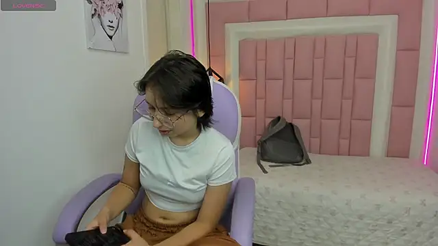 Snapshot of Klaret_Toy chatting on 30, 4, 2026 Klaret Toy online show from 30, 4, 2026