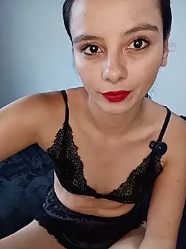 SaraMistick online show from 12, 11, 2025