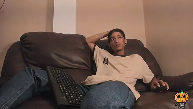 Dickie Dicking online show from 17, 10, 2025