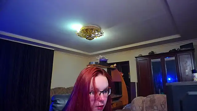 Snapshot of JustFoxyee chatting on 5, 10, 2025 JustFoxyee online show from 5, 10, 2025